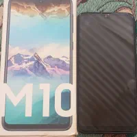 سامسونگ Galaxy M10 با حافظهٔ ۳۲ گیگابایت