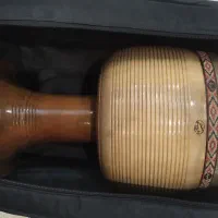 تمبک شیرانی یک مهر یک تکه با تمام اقلام مورد نیاز|سازهای سنتی|تهران, فلسطین (میدان انقلاب)|دیوار