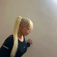 کاشت ناخن ،مژه،بافت،رنگ و احیا