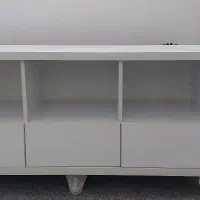 میز تی وی و میزآرایش و یه کمد دو در،ساده سفید