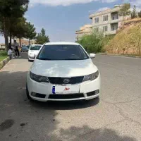 کیا سراتو ۲۰۱۰ وارداتی