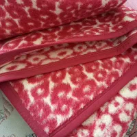 یک جفت پتو یک نفره قدیمی