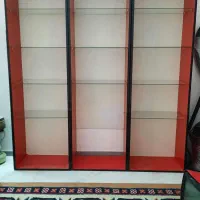 فروش ۳ عدد قفسه با طبقه های شیشه‌ای شیک و مدرن