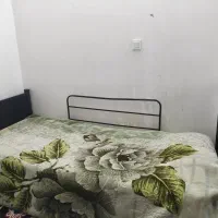 میز نهارخوری 4 نفره به همراه تختخواب فلزی
