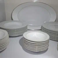 سرویس 18 نفره چینی زرین در حد نو|ظروف سرو و پذیرایی|الوند, |دیوار