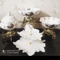 توی گنجه ای پایه چینی درجه یک|ظروف سرو و پذیرایی|شیراز, بهارستان|دیوار
