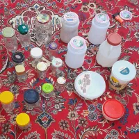 ظروف پلاستیکی و شیشه ای