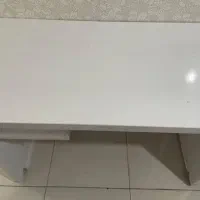 میز ناخن کاری و اداری