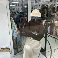 مانکن|فروشگاه و مغازه|رشت, معلم|دیوار