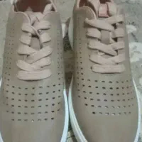 کفش پیاده روی
