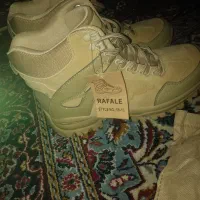 پوتین رافائل اورجینال امریکایی اصل|کیف، کفش، کمربند|همدان, |دیوار