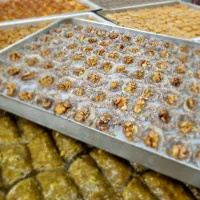 نیرو کارگاه تولیدی باقلوا استانبولی|استخدام خدمات فروشگاه و رستوران|تهران, جنت‌آباد شمالی|دیوار