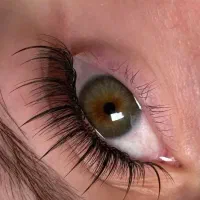 اکستنشن مژه و لیفت(۱۰ الی ۴۰٪تخفیف)