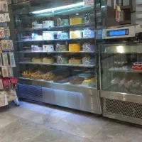 فروشنده قنادی