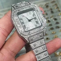 ساعت نگین دار مردانە و دست بند فول نگین کارتیر