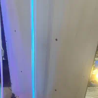 اباجور شیشه‌ای ایستاده