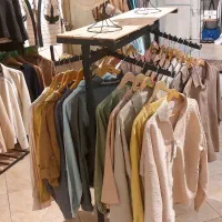 واگذاری رگال و مانکن کارکرده تمیز|فروشگاه و مغازه|اصفهان, جلفا|دیوار