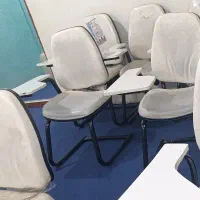 صندلی نیمکت دار