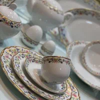 سرویس ۱۲ نفره چینی زرین طرح گلستان آکبند|ظروف سرو و پذیرایی|میبد, |دیوار