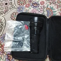 چراغ قوه اسمال سان تی183