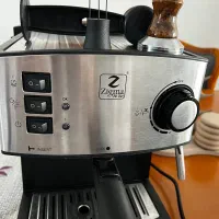 اسپرسوساز زیگما تمیز و خیلی کم‌کارکرد