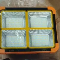 پرژکتور شارژی و خورشیدی 400 وات 5 حالته ابعاد بزرگ