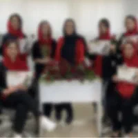 آموزش و خدمات تخصصی رنگ مو/کراتین واحیا|خدمات آرایشگری و زیبایی|اصفهان, خانه اصفهان|دیوار