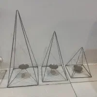 شمعدان کنار سالنی