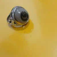 عقیق یمن اصلی بسیار زیبا سه پوست