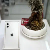 آیفون 11 نرمال
