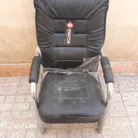 صندلی و میز مدیریت