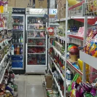 استخدام نیروی کار در فروشگاه مواد غذایی|استخدام خدمات فروشگاه و رستوران|دزفول, |دیوار