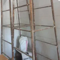 چهارپایه فلزی صنعتی ساختمانی