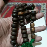 تسبیح شاه مقصود زرد قدیمی وخوش دست|کلکسیون اشیاء عتیقه|ملارد, |دیوار