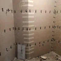 کاشی کاری و سرامیک کاری،رفع نم،چسبی .بین کابینتی|خدمات پیشه و مهارت|اسلام‌شهر, شهرک قائمیه|دیوار