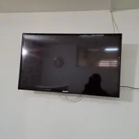 تلویزیون بوست ۳۲ اینچ..