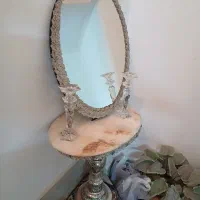 آینه و شمعدان برنجی