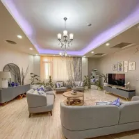 هم خانه می پذیرم
