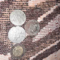 چهار تا سکه قدیمی جمهوری اسلامی ایران