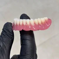 دندانپزشک و دندانساز تجربی|خدمات آرایشگری و زیبایی|ابهر, |دیوار