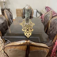 میز ناهارخوری سلطنتی