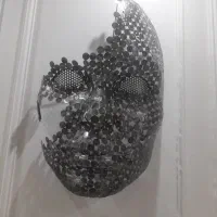 مجسمه دیوارکوب