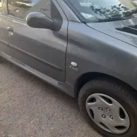 دوگانه شرکتی 206 موتور بزرگ