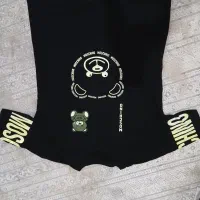 تعدادی لباس نو و در حد نو تمیز