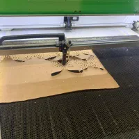 خدمات برش لیزری پارچه و چرم