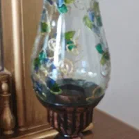 شمعدان چند عدد ظرف اشپزخانه