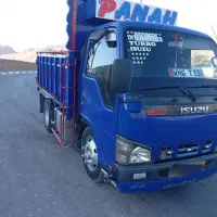 کامیونت ایسوزو ۵۲۰۰