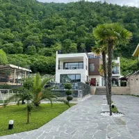 زمین با سند و بافت 1600متر تا دریا