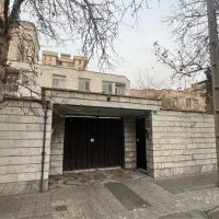 ملک-کلنگی-ویلایی-شهید-عراقی-با-2-طبقه-بنا-ساده