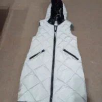 چند کیسه لباس درحدنو|لباس|خواف, |دیوار